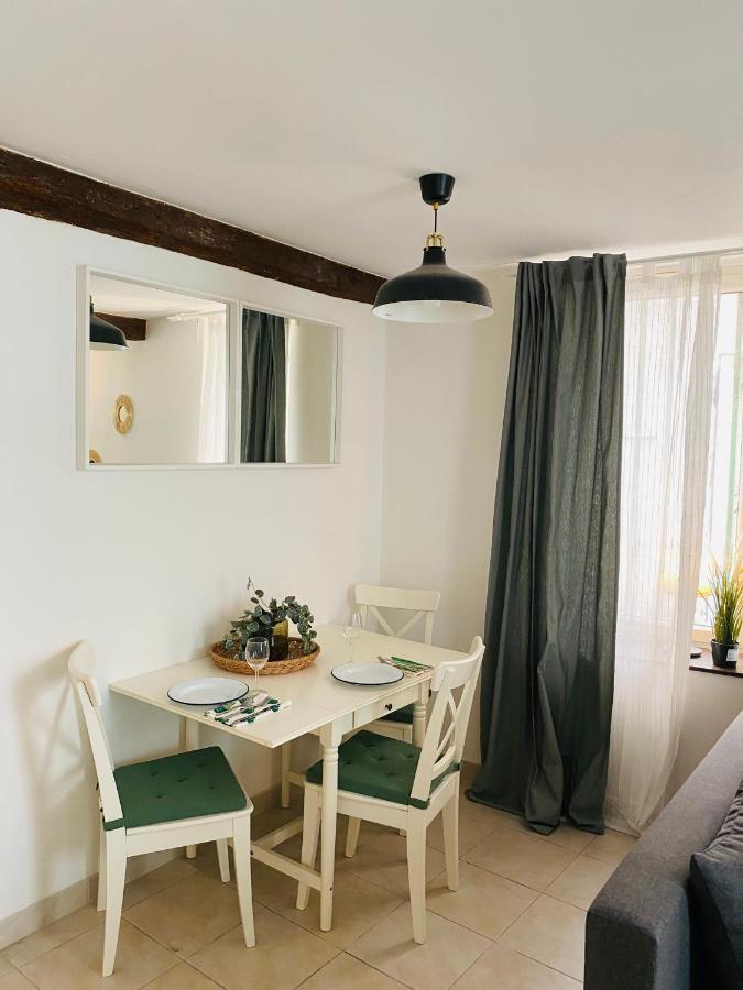 Joli Appartement Intra-Muros Avignon Bagian luar foto